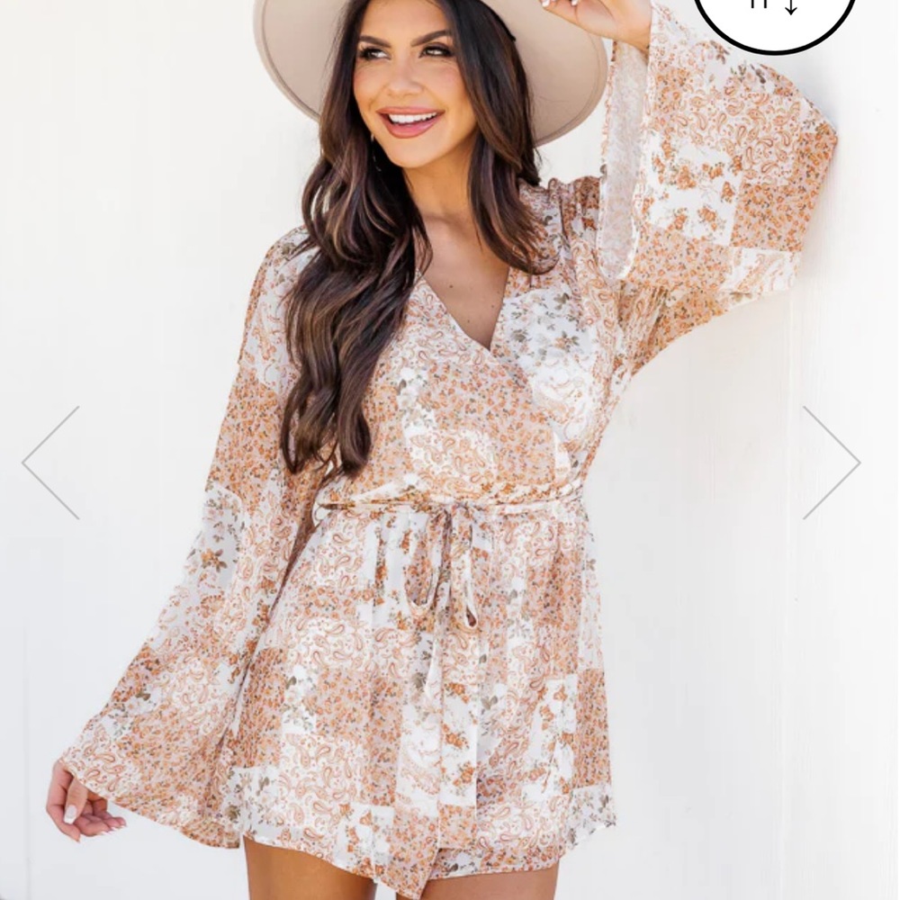 WAITIN' ON THE SUN TAUPE PAISLEY LONG SLEEVE ROMPER